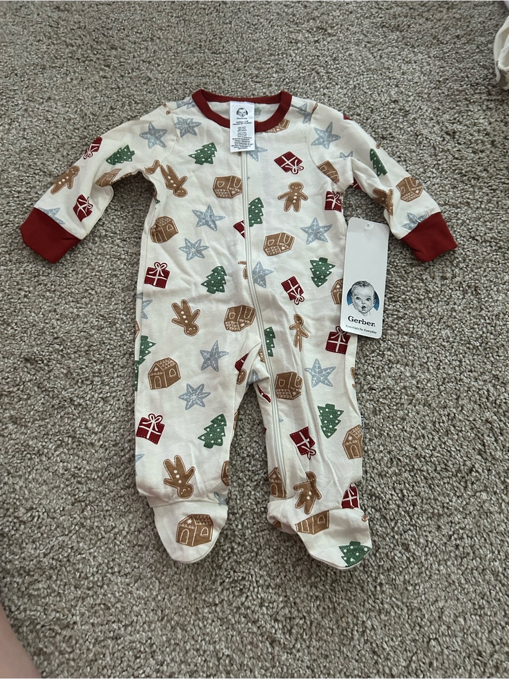 Gerber Newborn Footed Pajamas Gingerbread Print Sleeper NWT